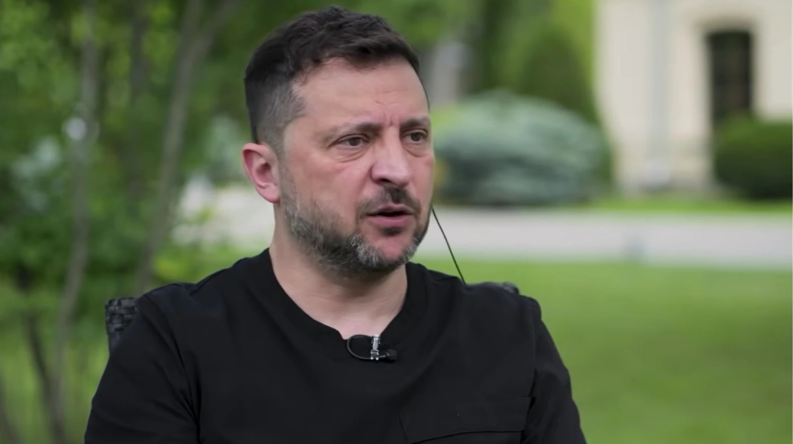 Володимир Зеленський під час інтерв'ю Sky News обговорює далекобійні удари по території Росії
