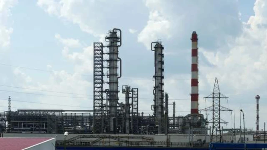 Рязанський нафтопереробний завод, який призупинив переробку нафти внаслідок атаки безпілотників