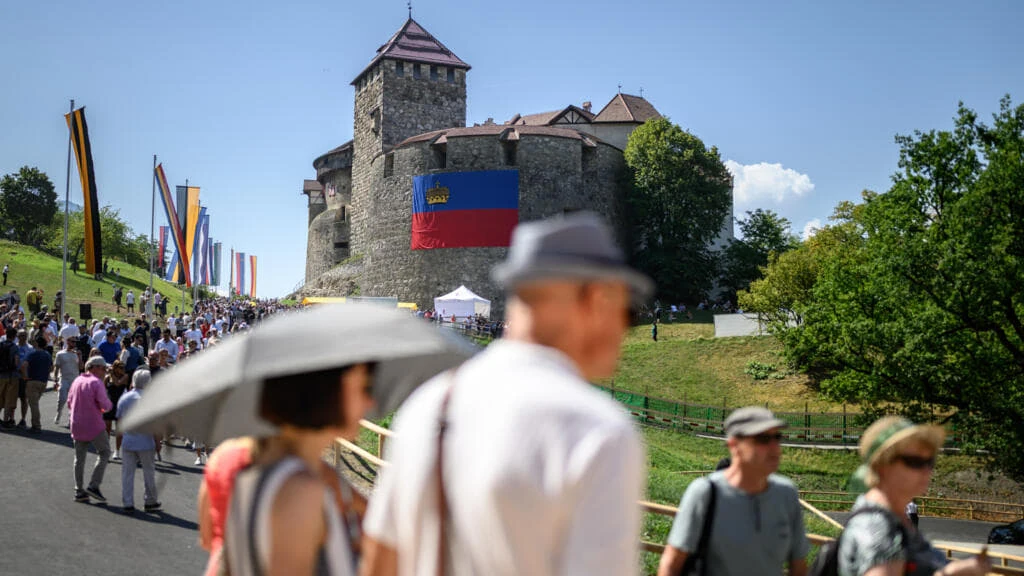 Хронологія змін: Ліхтенштейн переходив від чоловічої першості до абсолютної у спадкуванні трону