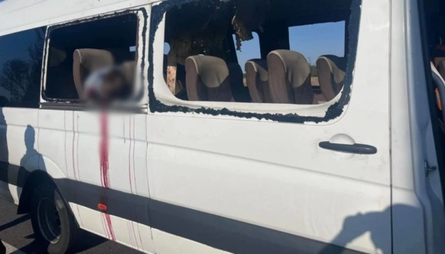 Нікопольщина: дрон поцілив у рейсовий автобус — п’ятеро загиблих, семеро поранених