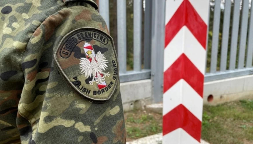 Від 30 до понад тисячі: хроніка розбудови мережі сирен Польщі біля кордону